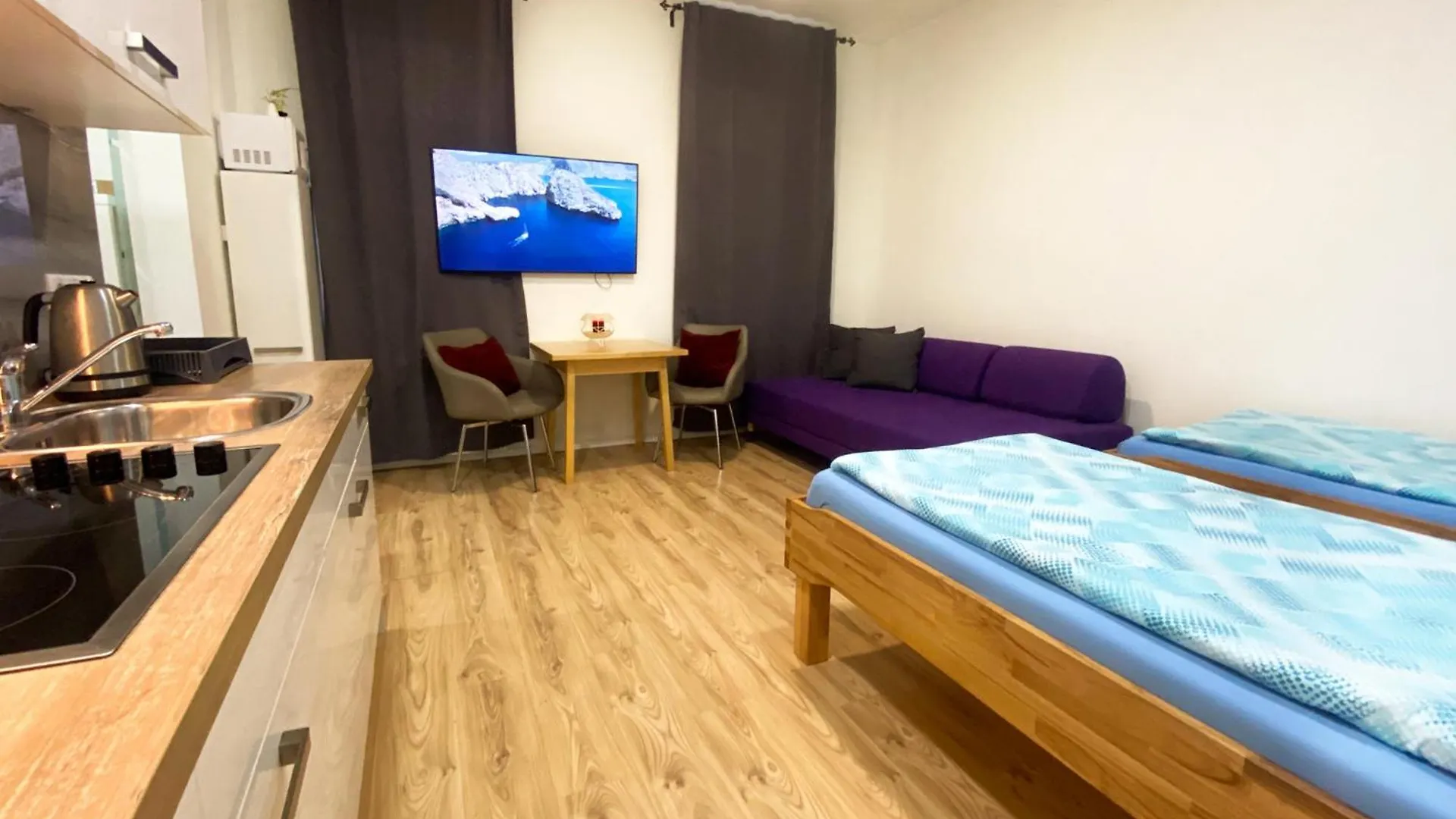 Vienna Senator Flat Paulus Apartment 0*,  Austria